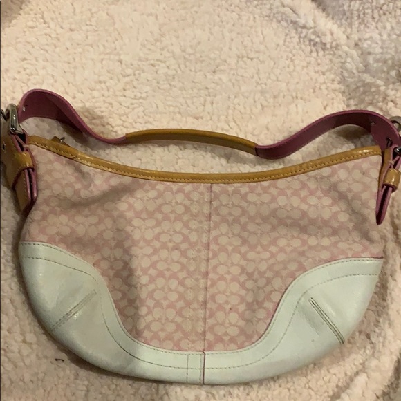 Coach Handbags - Small Coach shoulder bag pink/white